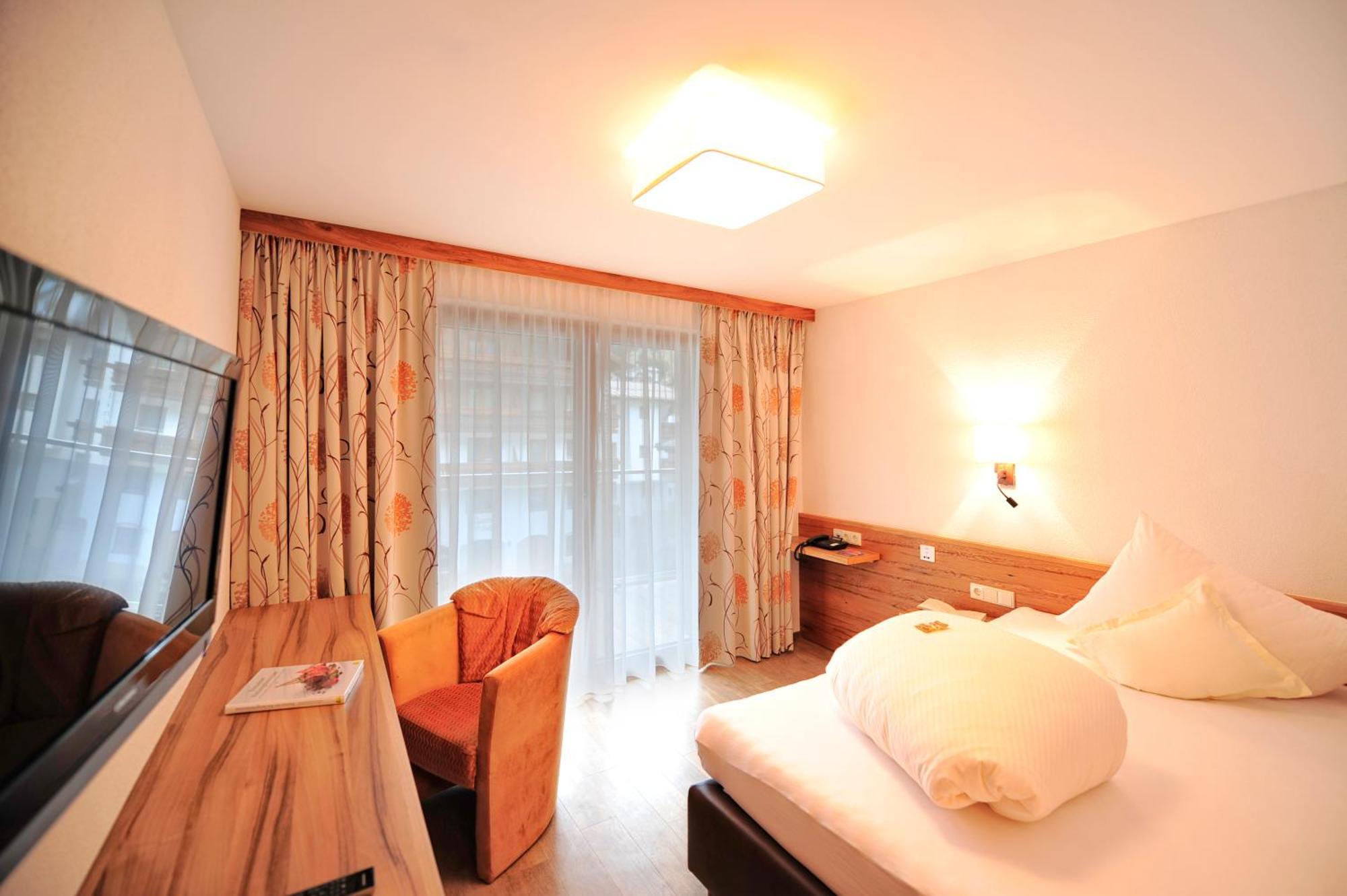 Hotel Arnika Ischgl Zewnętrze zdjęcie